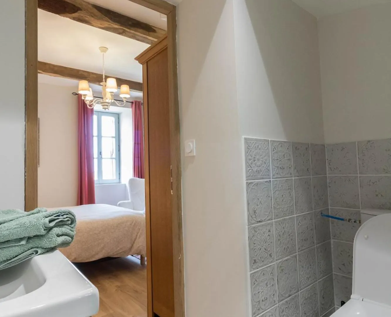 住宿加早餐酒店 Chambres D'Hotes - La Clef Des Champs - Piscine - Capucine